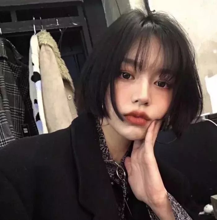 黄色眼泪